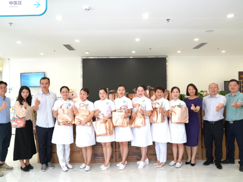我为群众办实事｜深圳市关爱办携爱心企业慰问社康一线护士