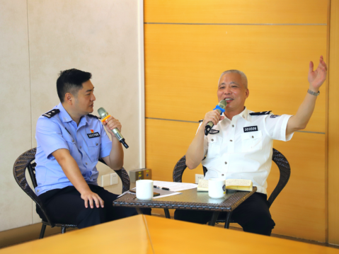 深圳机场边检举办“回望来时路 砥砺更奋进”党员故事分享会