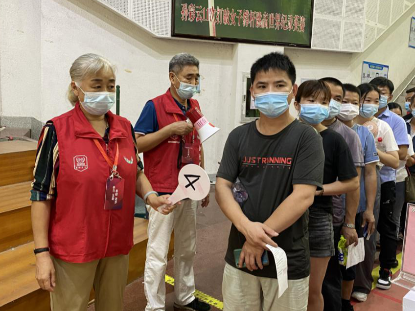 坪地街道：凝聚抗“疫”红色力量 让初心在“疫”线闪耀