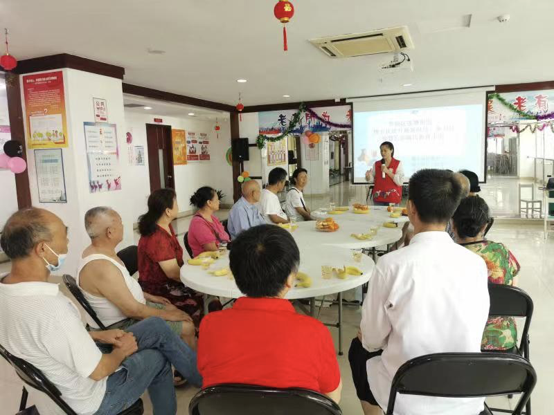 坳下社区：祖孙同堂体验隔代教育