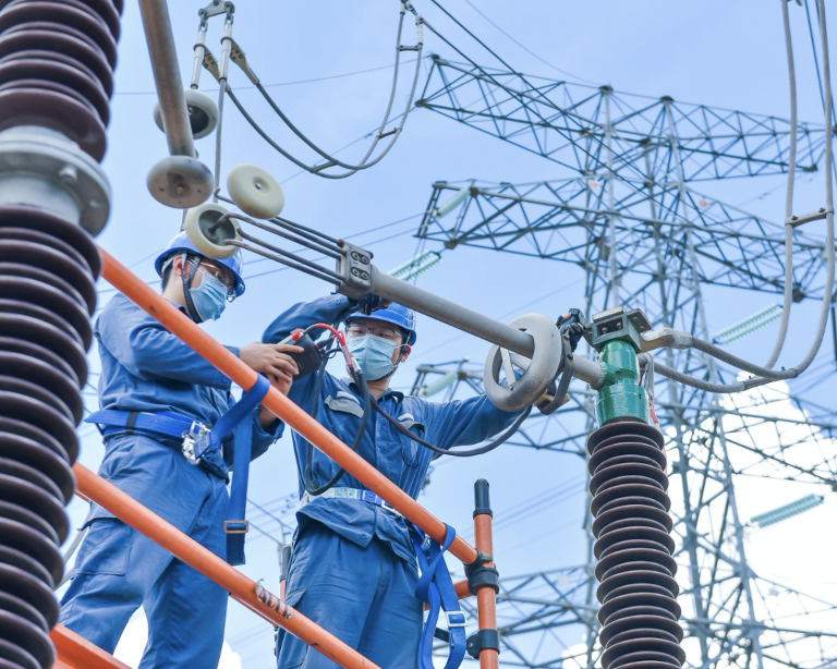 南方电网深圳供电局全力以赴保障电力有序供应