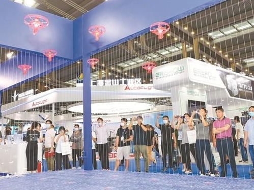 深圳海关助无人机“破壁”出海