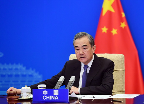 王毅：疫情面前，不应该有国家成为抗疫洼地