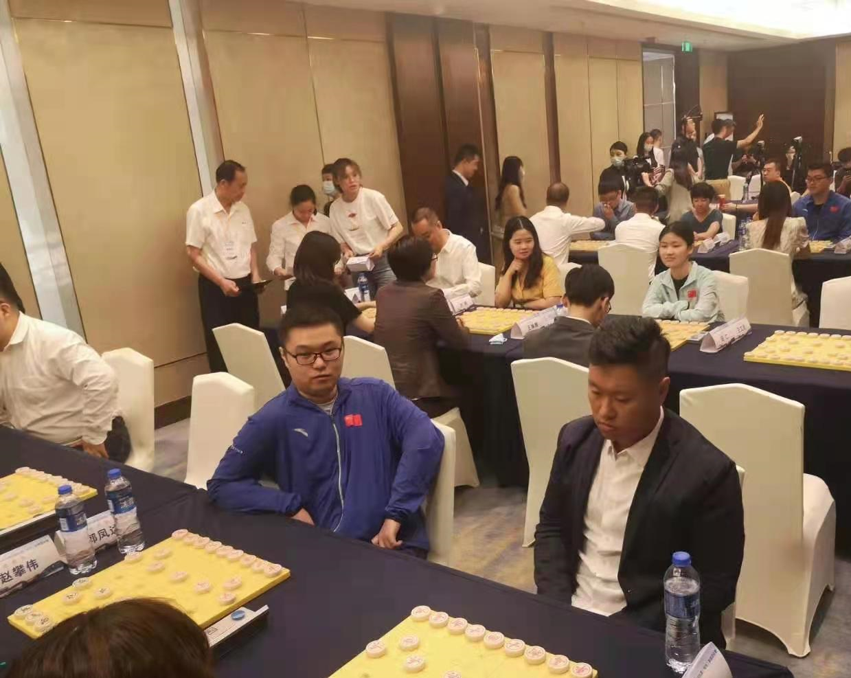 以城市为名 以棋会友  深成郑杭象棋团体赛开赛