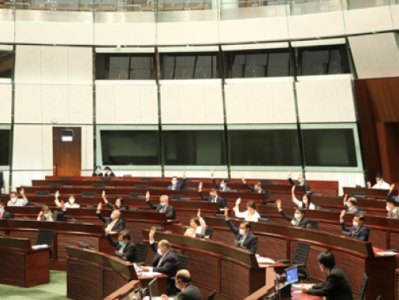 林郑月娥欢迎立法会通过“完善选举制度条例草案”