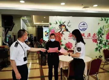 市市场监管局福田局华强北所开展食品安全保障及法律宣传工作