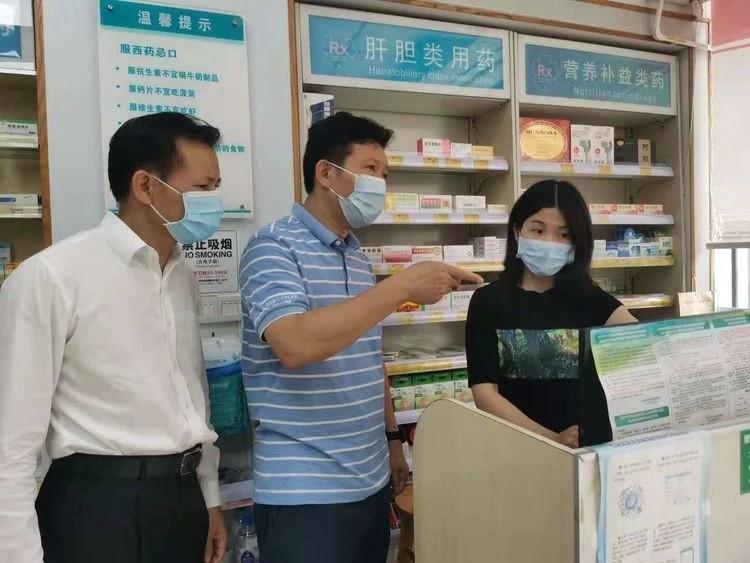 深圳市场监管局对重点场所工作人员进行核酸检测