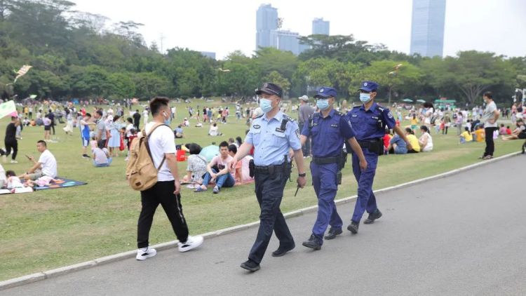 “五一”期间，福田警情同比下降51.8%