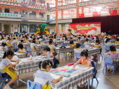 童心向党，绘画传情！东莞市清溪镇200名幼儿用画笔勾勒红色印记