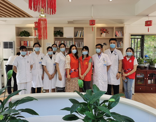 我为群众办实事 | 坑梓街道：健康义诊进小区，党建引领让小区治理更有温度  