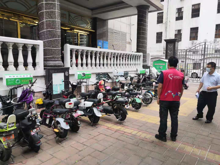 南湖街道向西社区“紧盯”百姓烦心事，迅速消除安全隐患