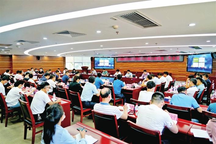 新桥街道全力以赴做好国家卫生城市复审工作，实行洁格化精细管理