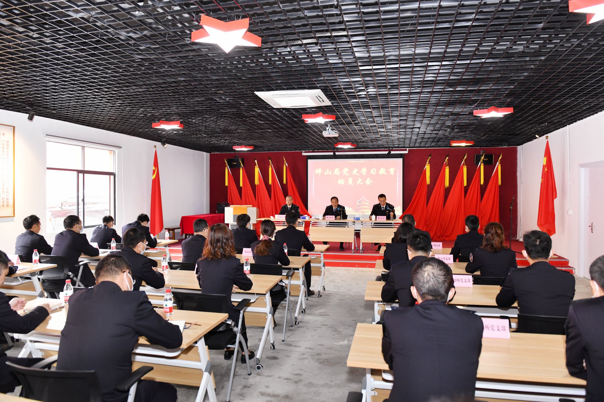 市市场监管局各单位迅速行动 积极推动落实党史学习教育 
