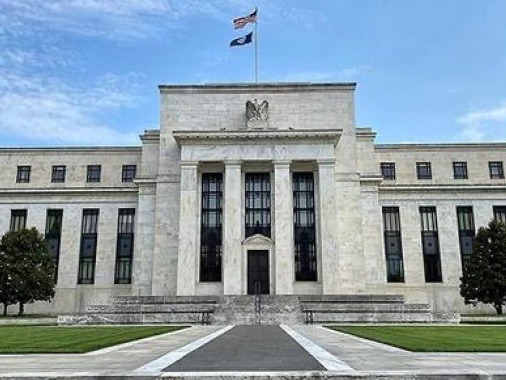美联储发布经济预测 预计2023年底将有两次加息