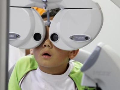 国家卫健委：为0到6岁儿童提供13次眼保健和视力检查服务