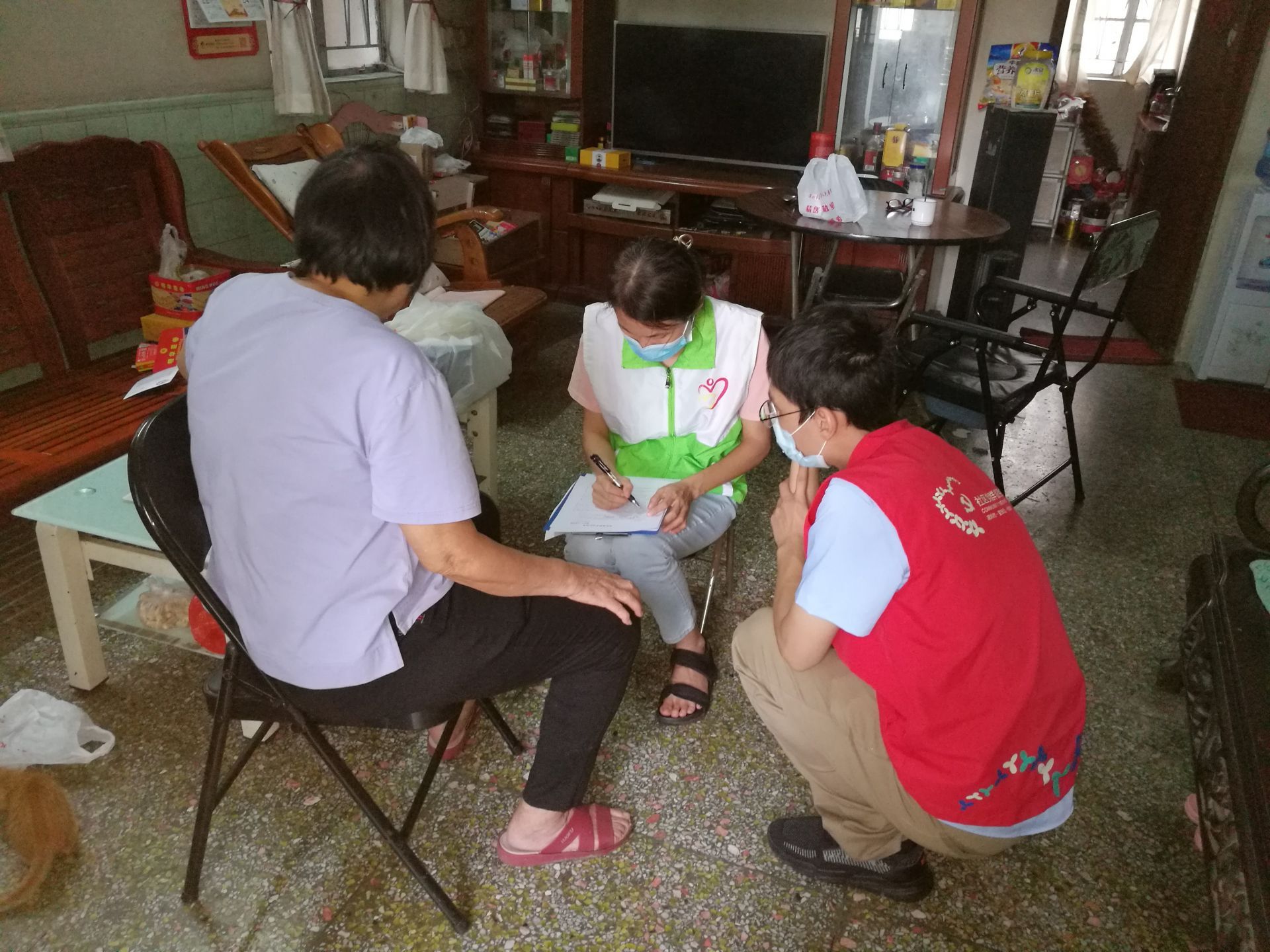 保障药品安全 护航民生健康——花果山社区开展药品安全服务网建设工程系列服务