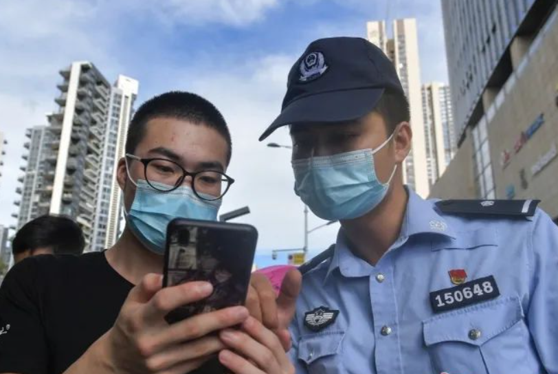 战疫有我丨宝安公安核查专班“繁琐”的一天
