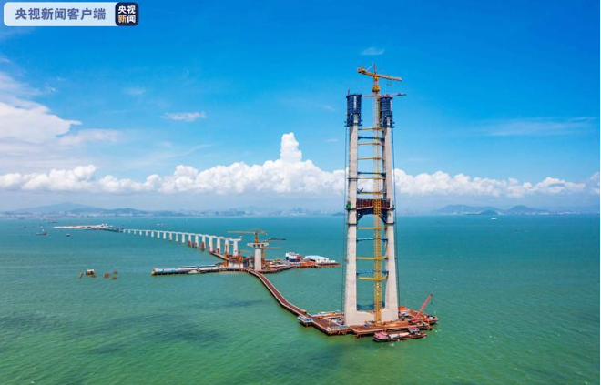 世界最高海中大桥——深中通道伶仃洋大桥东索塔主塔封顶