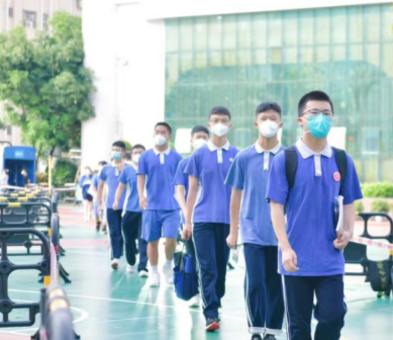 宝安第35个中考考点：107名涉疫隔离考生平安参加中考
