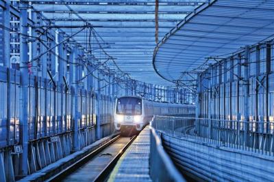 深圳地铁运营至24时 部分末班车辆还将额外延长30至40分钟