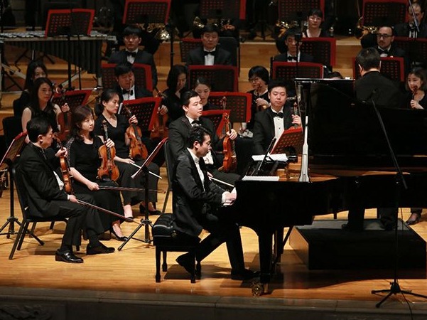 北京交响乐团奏响“恢弘的颂歌”