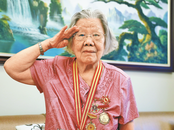 专访叶挺堂侄孙女：“忘不了70年前入党的那一天”
