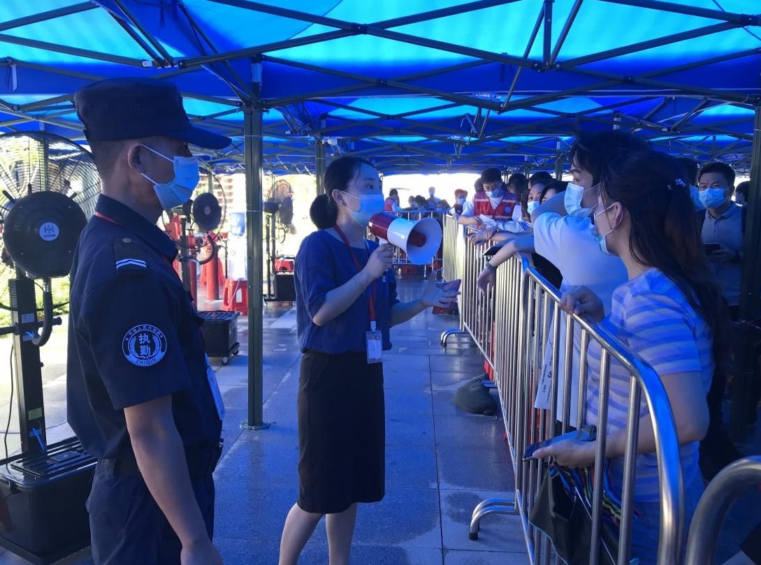 抗疫先锋 | 李莹：连续工作在疫苗接种点的70天，用坚守为免疫屏障建立贡献力量 