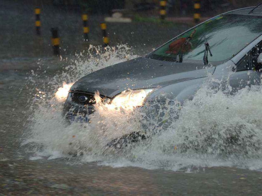 请绕开这129个易积水路段！龙舟水来临，深圳发布暴雨天气出行指南