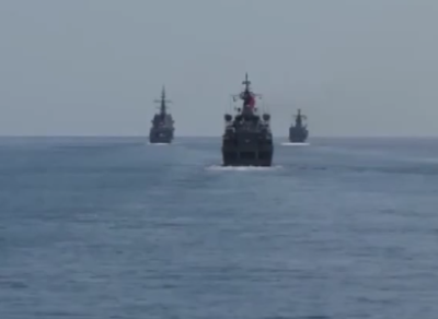 美国驱逐舰驶入黑海，俄罗斯舰队监视动向