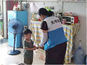 新湖街道：禁毒清风送进家，禁毒知识传万家  