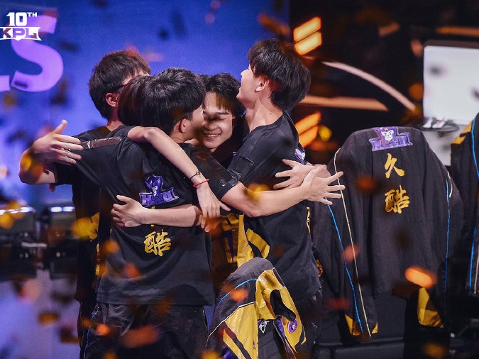 年轻人为什么认可KPL？这是他们的创新电竞和城市主场