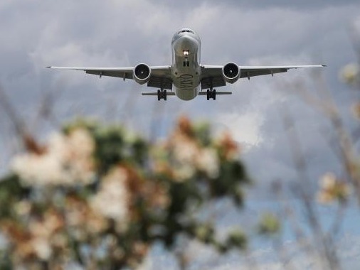 英美航空业呼吁美国政府取消两国之间旅行限制