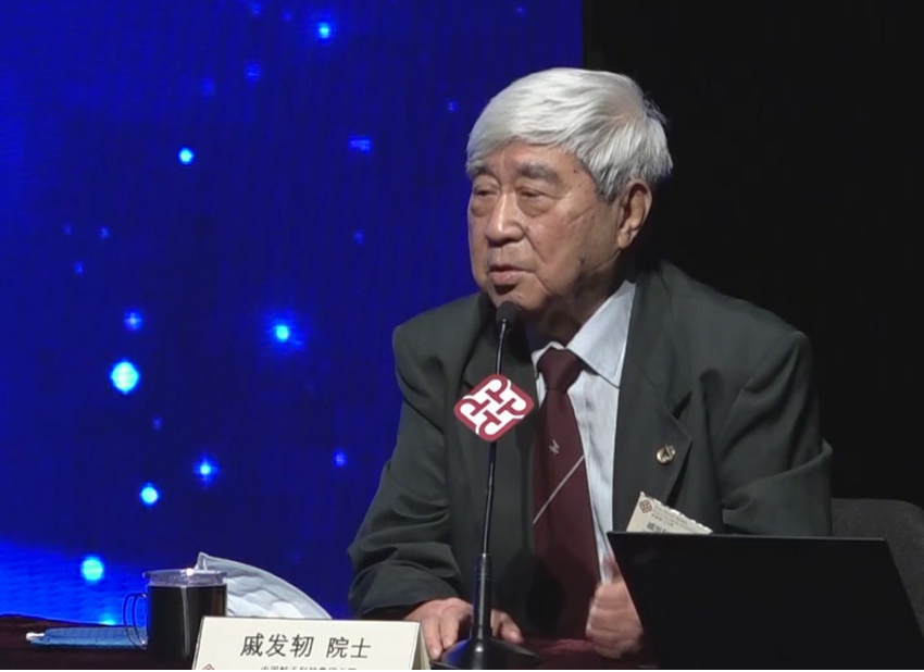 神舟飞船首任总设计师：中国向航天强国迈进

