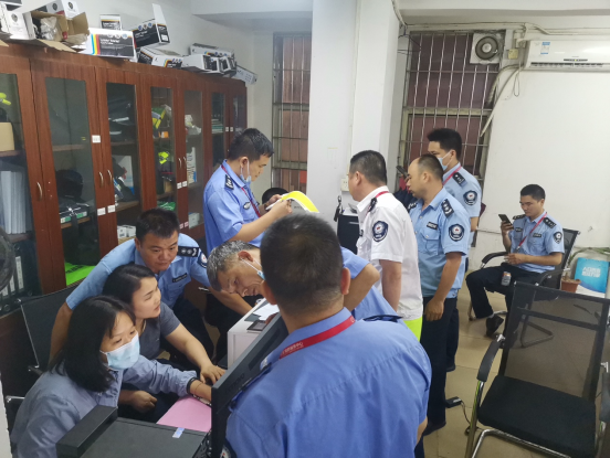福城网格成立攻坚队攻克涉“疫”数据，追踪核查到户到人