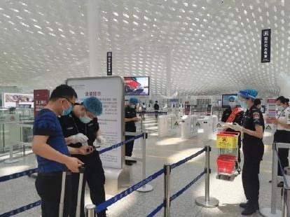 深圳机场：6月19日13时起，所有人员进入航站楼须持48小时内核酸检测阴性证明