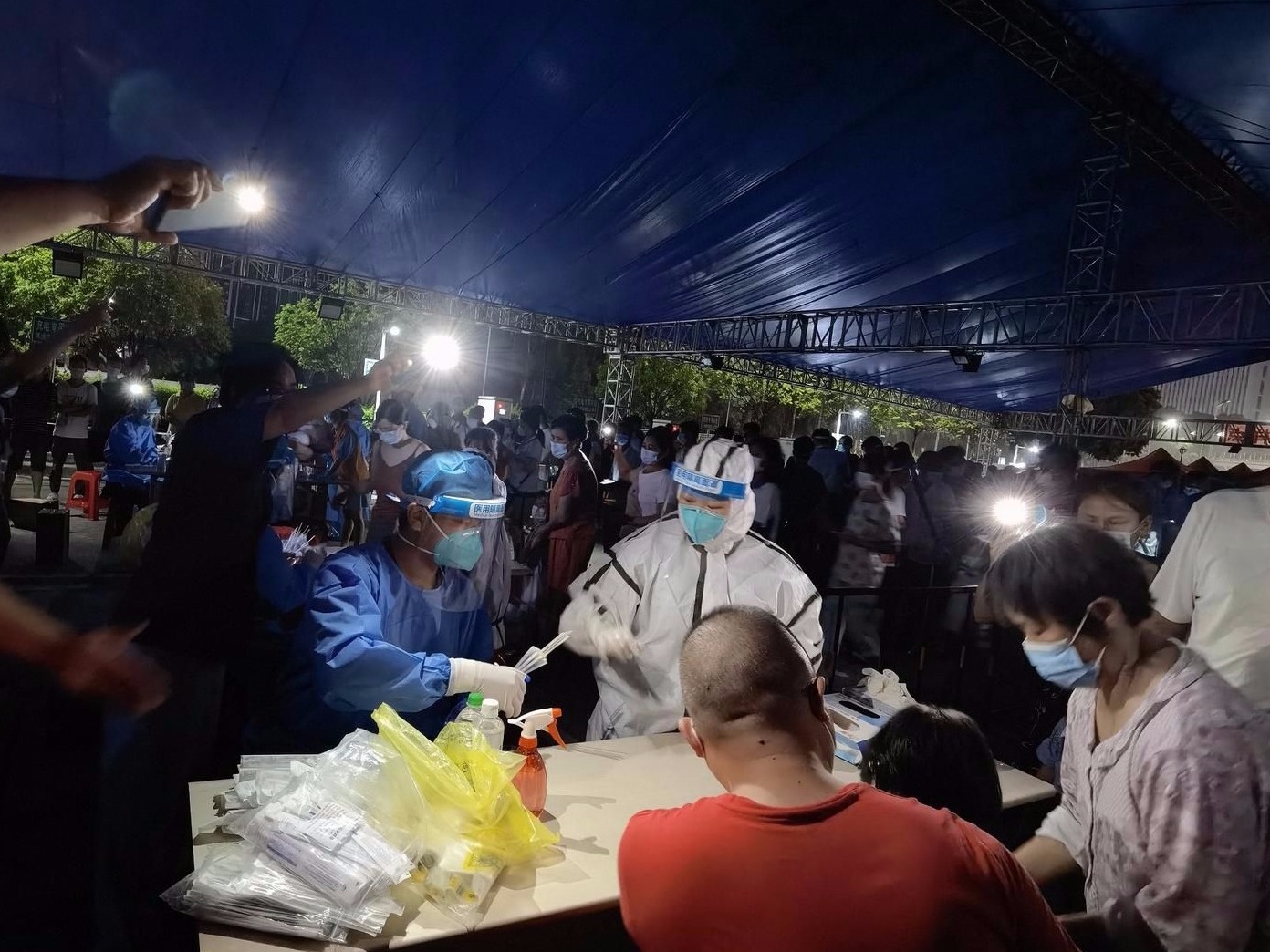 广东设立疫情防控专项资金1000万元，用于慰问奋战在疫情防控一线的职工