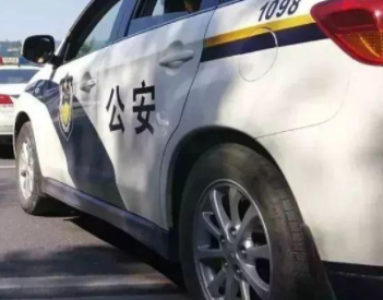 广州荔湾警方：3人强行离开封控小区被治安处罚