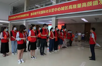 党旗下的抗疫宣言——光明街道派出第五批“红小二”支援防疫工作            
