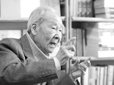 中国翻译界泰斗许渊冲去世 享年100岁