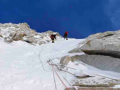 尼泊尔2021年春季登山季正式结束，共有4人在珠峰遇难