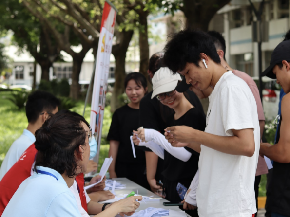 深职院水木书院开展“忆党史，启新程”师生筑梦跑活动