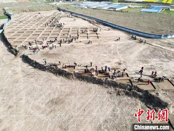 甘肃发现仰韶文化大型聚落 文化内涵贯穿新石器时代至明清