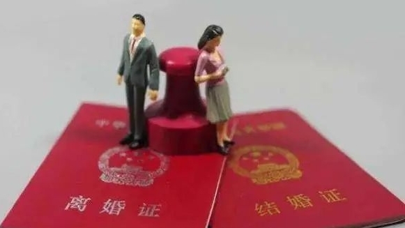 产假期间当博主补贴家用，丈夫以影响休息为由离婚？法院这样判……