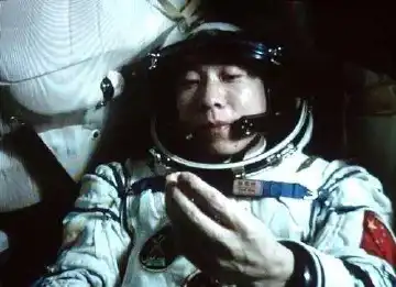 端午节，太空里也有粽香情浓