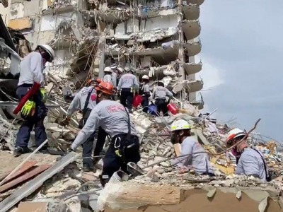 迈阿密倒塌大楼失踪人员寻找未获进展，倒塌原因仍是迷