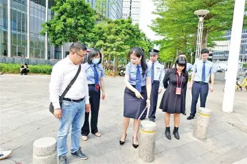 宝安区人民检察院围绕民生关切的热点问题扎实开展“我为群众办实事”实践活动