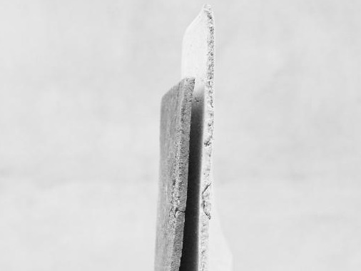 学者戴菲对吴永长作品《平行的世界》的解读