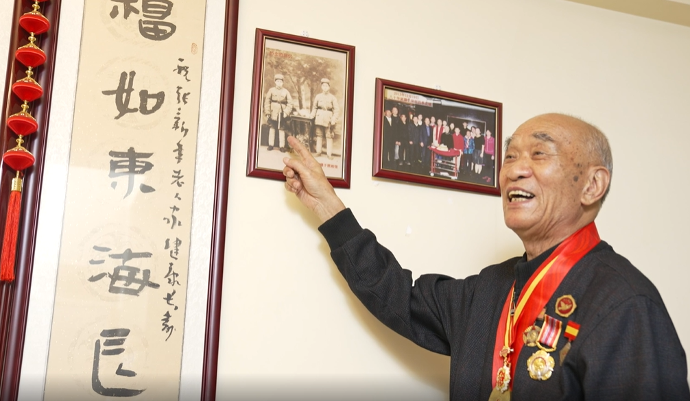 那一抹龙岗红④ | 荣誉照亮前行路 不忘初心传家风