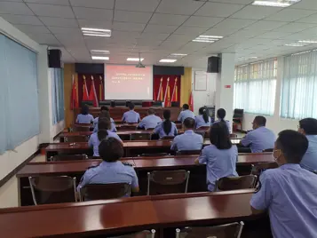 公明社区党委集中学习习近平总书记关于安全生产重要论述  