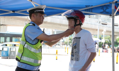 明确了！深圳骑电动车不戴头盔将被罚200元，下个月开始执行